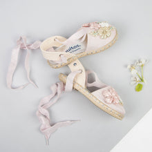 Load image into Gallery viewer, Girl's Pink Embroidery Sandals