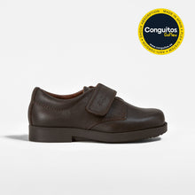 Load image into Gallery viewer, Boys Brown School Shoes