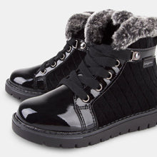 Cargar imagen en el visor de la galería, Botas de Terciopelo Negro para Niña