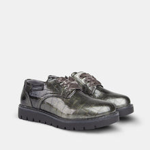 Load image into Gallery viewer, Girl's Grey Patent Leather Shoes