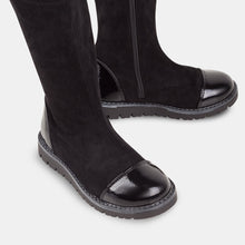 Cargar imagen en el visor de la galería, Botas altas negras para niña