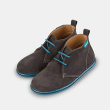 Carregar imagem no visualizador da galeria, Botas Safari Unissex Cinza Suede