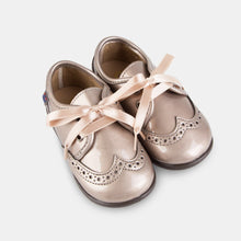 Load image into Gallery viewer, Babies Taupe Patent Leather Shoes