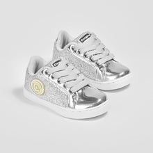 Cargar imagen en el visor de la galería, Zapatillas glitter plateadas de niña con luces