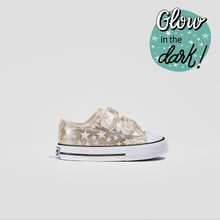 Load image into Gallery viewer, Babies Platinum Stars Sneakers