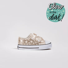 Load image into Gallery viewer, Babies Platinum Stars Sneakers