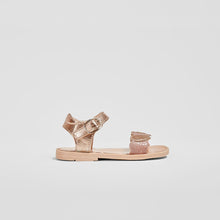 Load image into Gallery viewer, Baby's "Hearts" Metallized Magnesium Sandals