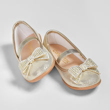 Load image into Gallery viewer, Girl's Metalized Platinum Loop Ballerinas