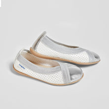 Load image into Gallery viewer, Girl's Silver Elastic Ballerinas