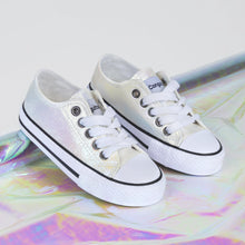 Carregar imagem no visualizador da galeria, Tênis Iridescente Branco da Garota
