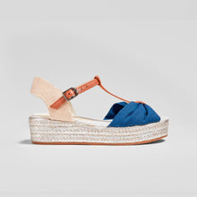 Cargar imagen en el visor de la galería, Sandalias de cuña azul marino de niña