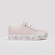 Cargar imagen en el visor de la galería, Zapatos deportivos rosas metalizados para niña