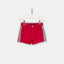 Cargar imagen en el visor de la galería, Shorts niña denim banda lateral rojo