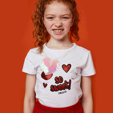 Load image into Gallery viewer, Girls "Hearts" Colour-Changing T-Shirt