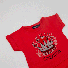 Cargar imagen en el visor de la galería, Chicas "Corona" Brillo Brillante en la camiseta roja oscura